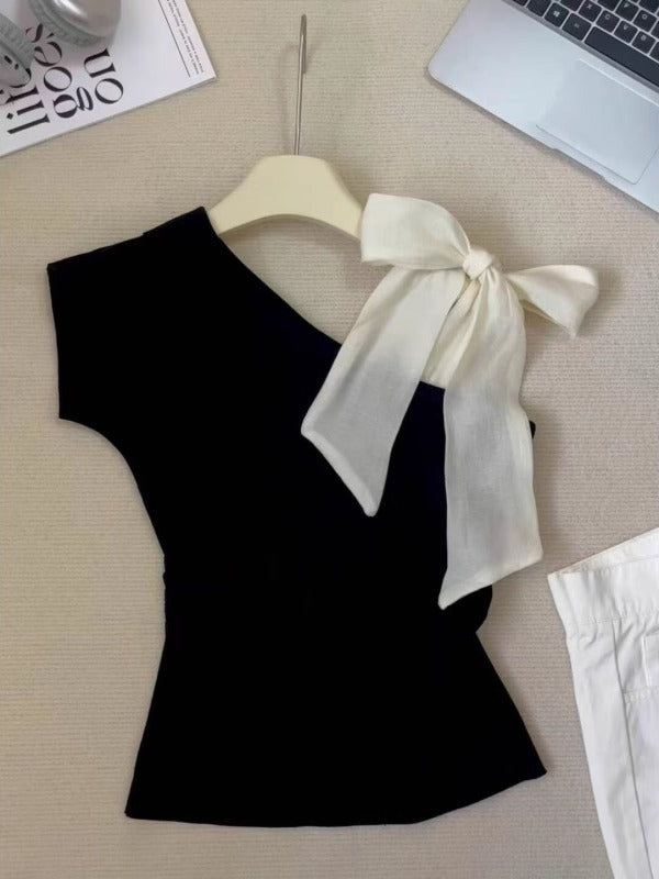 Black Off-shoulder Niche Strap Short-sleeve T-shirt For Women